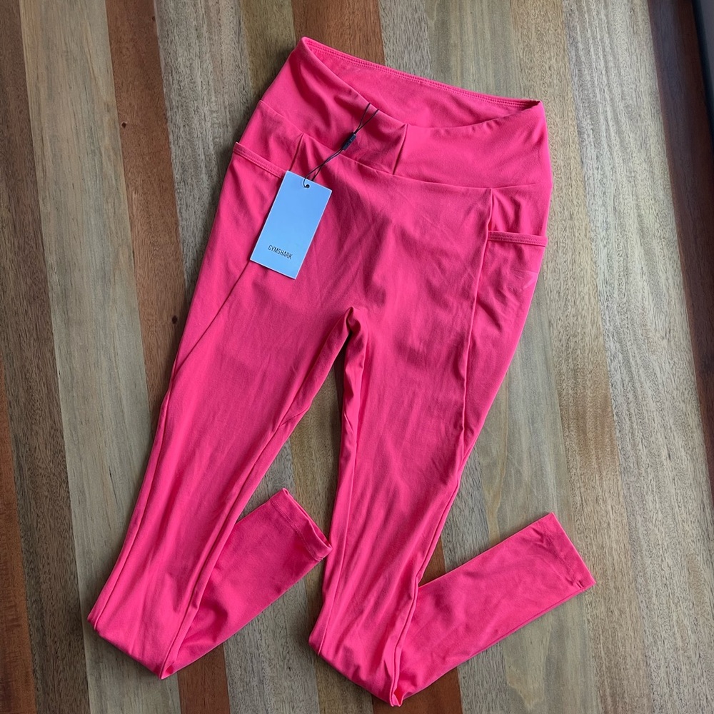 Gymshark Sculpt Leggings Powder Red size small NWT